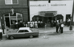 Student protesters outside College Shoppe, Farmville, Va., July 1963, #006