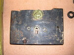 Photo 38 Latch with British seal