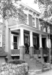 305 West Clay Street - Photograph